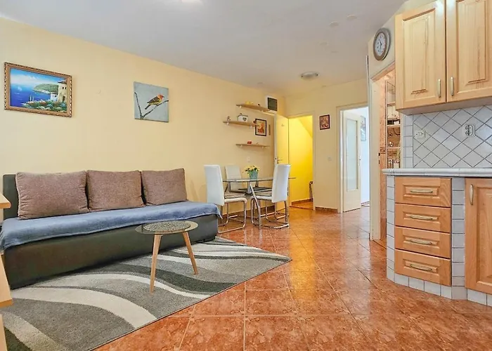 Domili Apartman Dajla